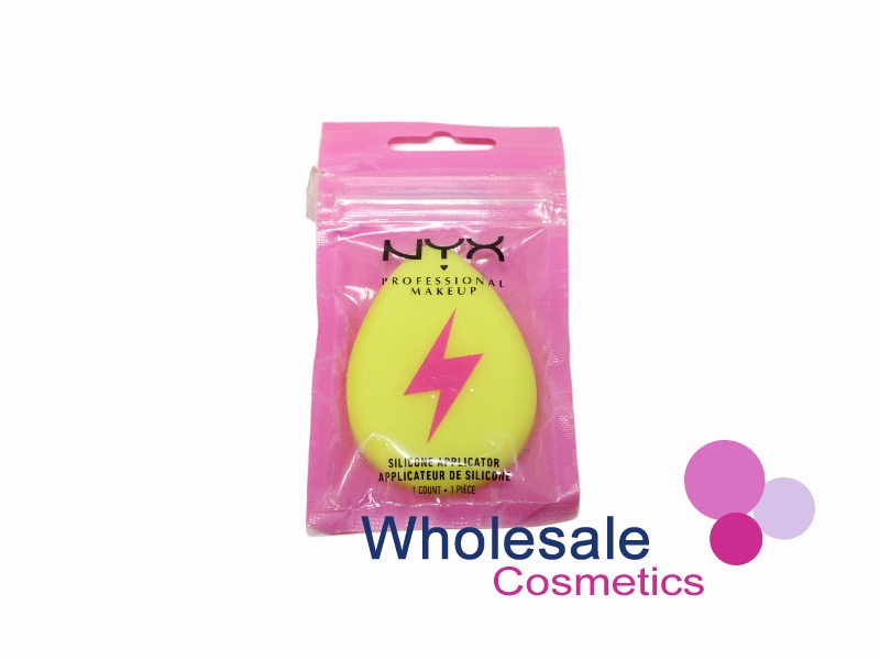13 x NYX Professional Makeup Silicone Applicator - 01 PLUMP RIGHT BACK
